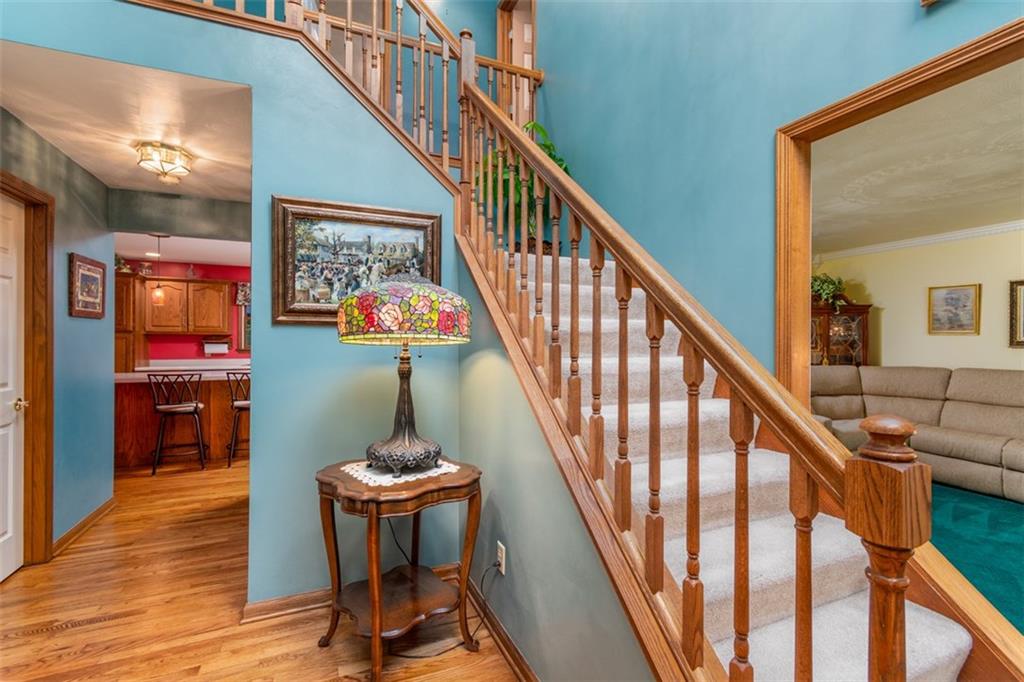 241 Welsh Road Valencia, PA 16059 - Photo 3 of 25 Gallery Image 3