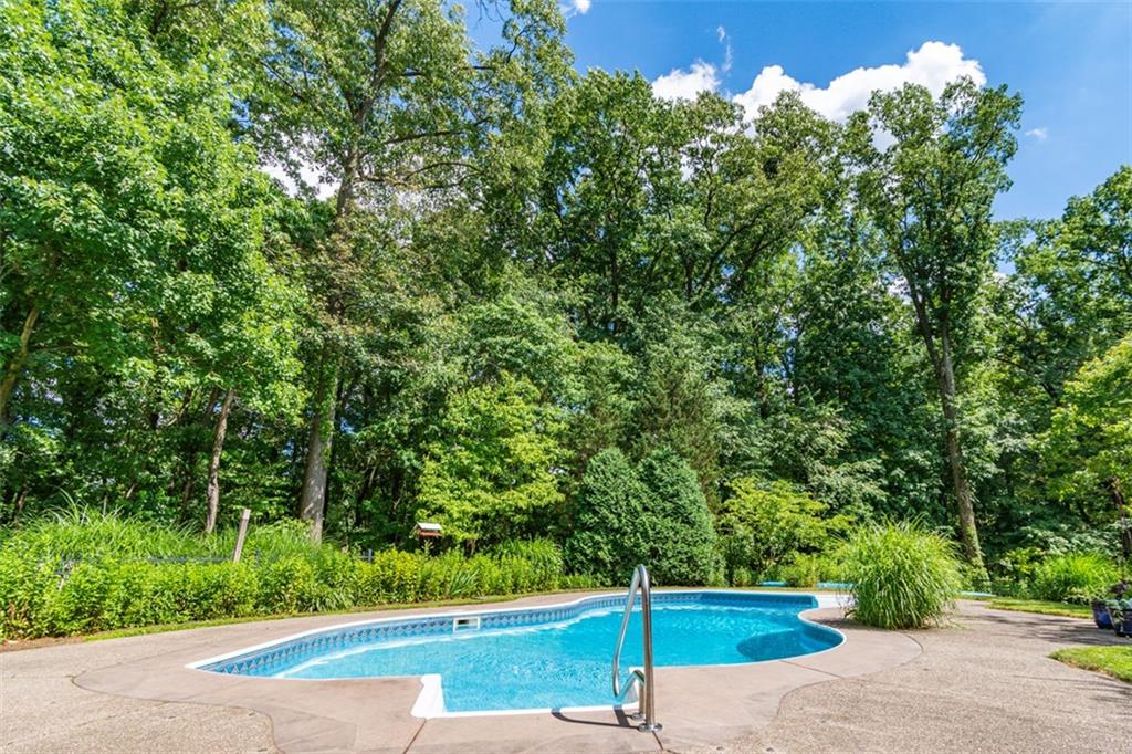241 Welsh Road Valencia, PA 16059 - Photo 22 of 25 Gallery Image 22