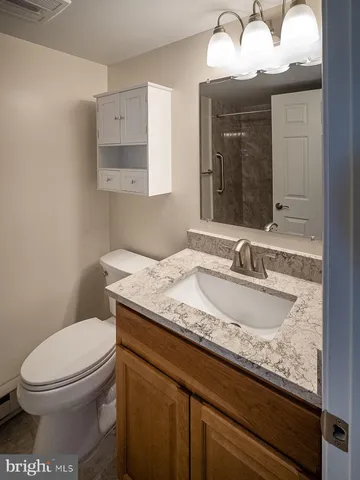 $2,450 | 15210 Elkridge Way, Unit 912B, Silver Spring, MD 20906