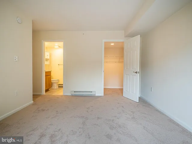 $2,450 | 15210 Elkridge Way, Unit 912B, Silver Spring, MD 20906