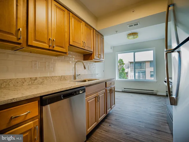 $2,450 | 15210 Elkridge Way, Unit 912B, Silver Spring, MD 20906