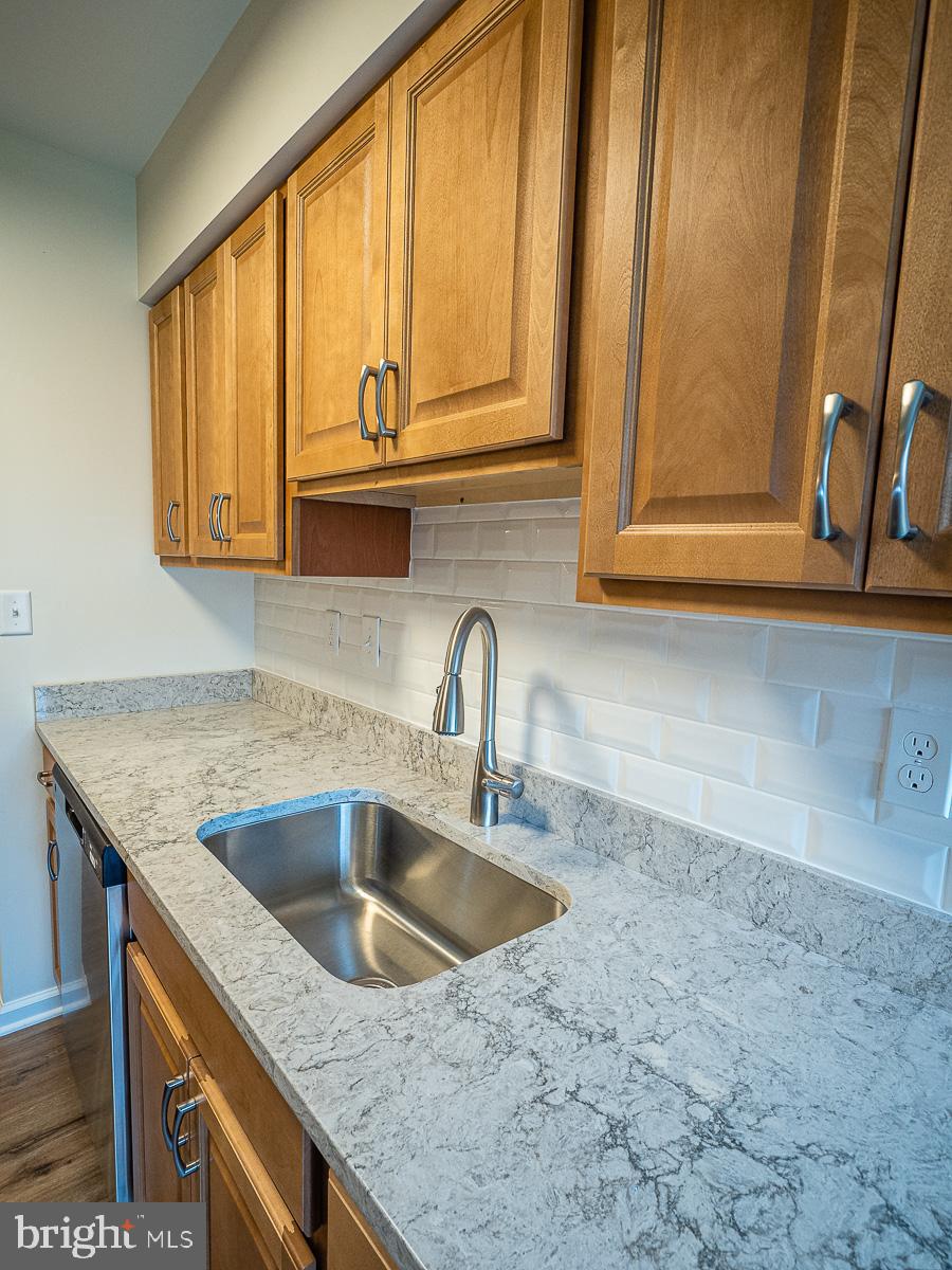 15210 Elkridge Way, Unit 912B Silver Spring, MD 20906 - Photo 10 of 27 New cabinets