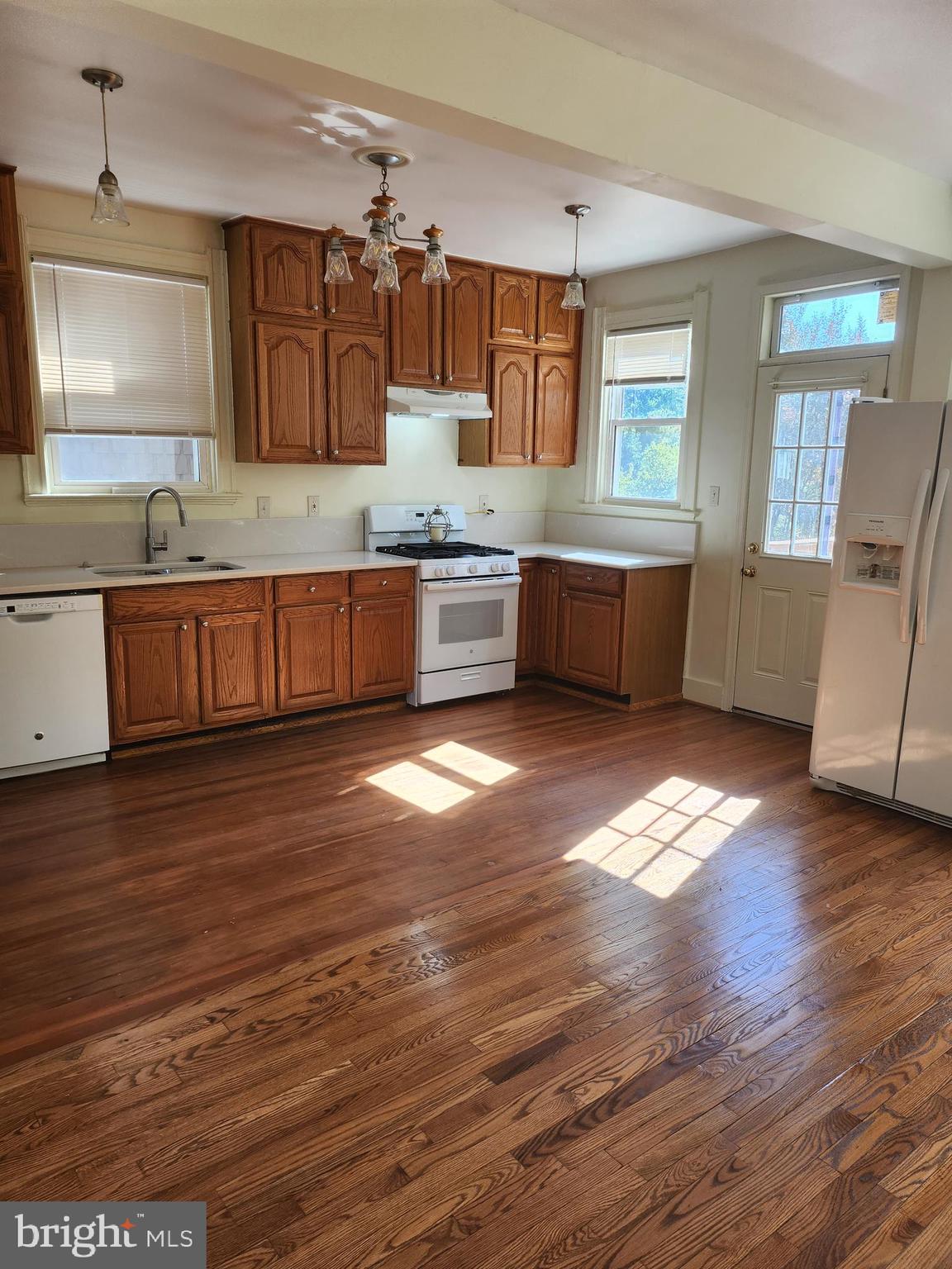 1334 Kennedy Street Northwest Washington, DC 20011 - Photo 5 of 26