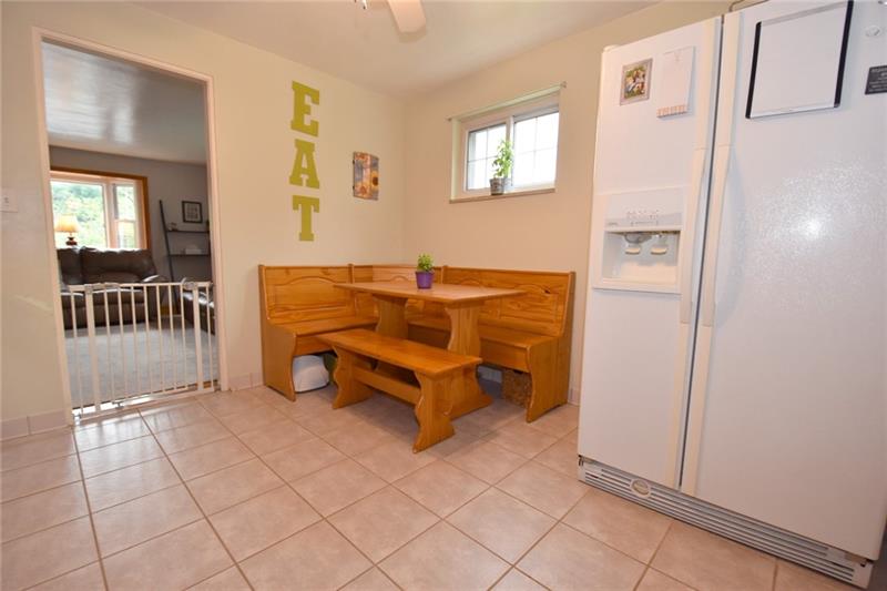 5739 Library Road Bethel Park, PA 15102 - Photo 7 of 22 Gallery Image 7