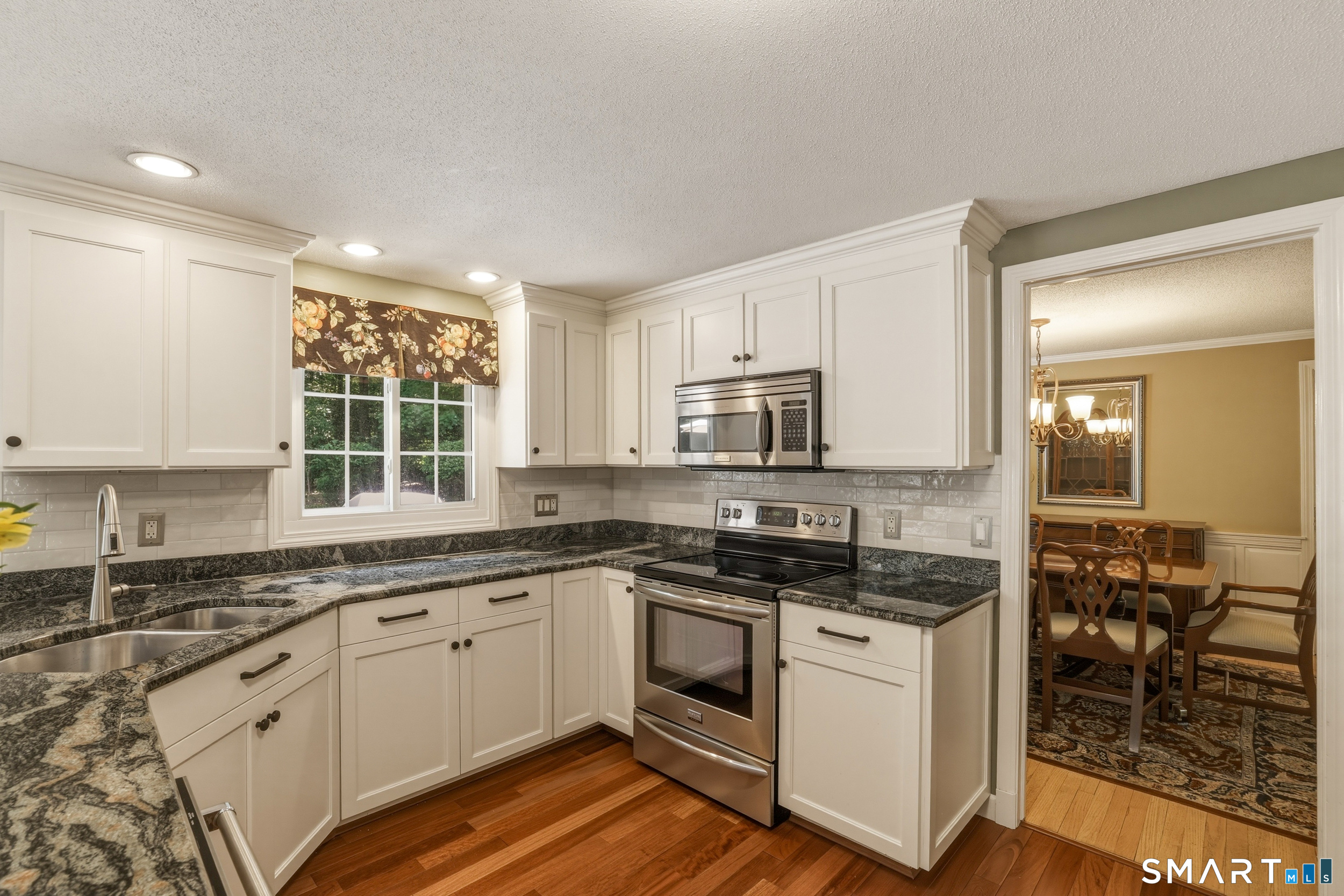 14 High Hill Road Canton, CT 06019 - Photo 8 of 39