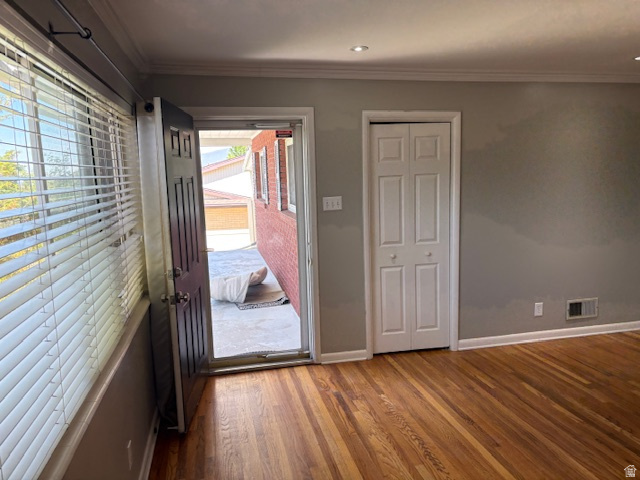2313 150 East Bountiful, UT 84010 - Photo 2 of 39 Interior space featuring wood-finish flooring, recessed lighting, and crown molding