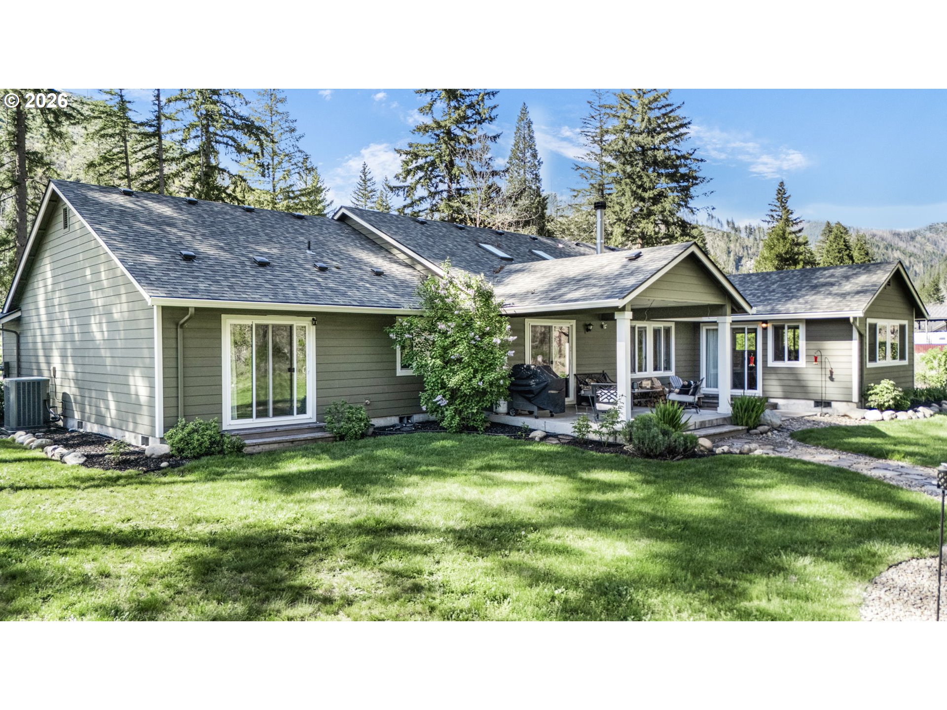 91403 Marbrook Lane Blue River, OR 97413 - Photo 18 of 46