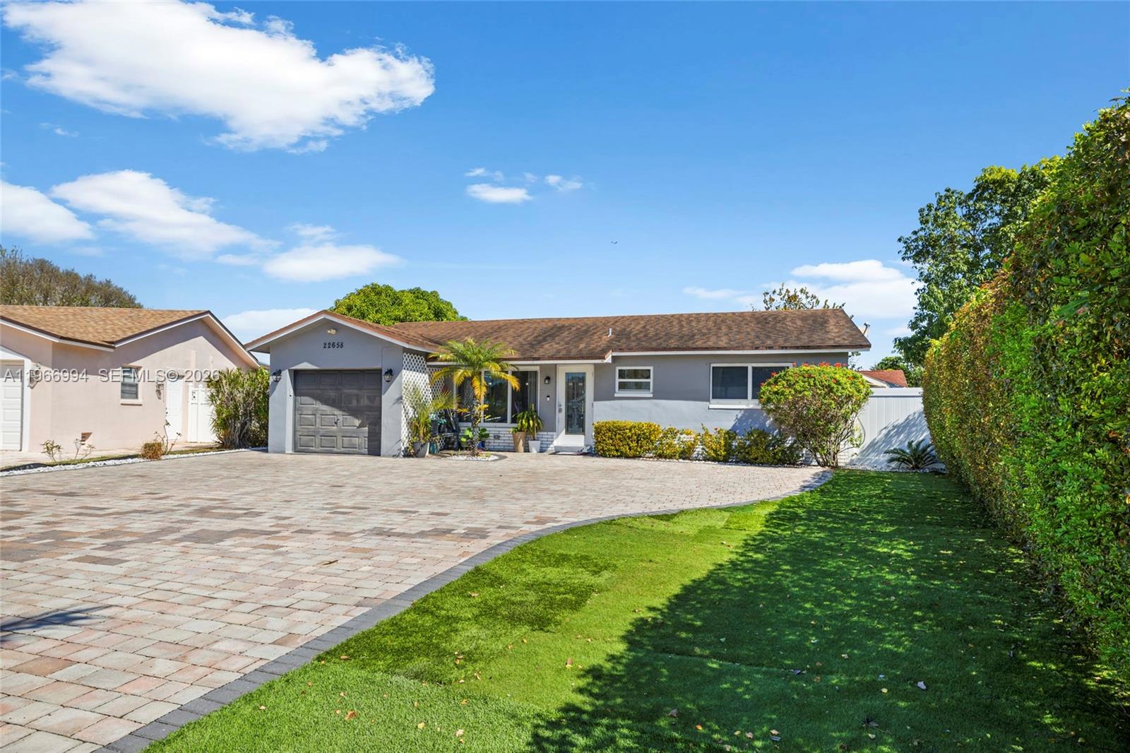 22658 Family Circle Boca Raton, FL 33428 - Photo 3 of 39