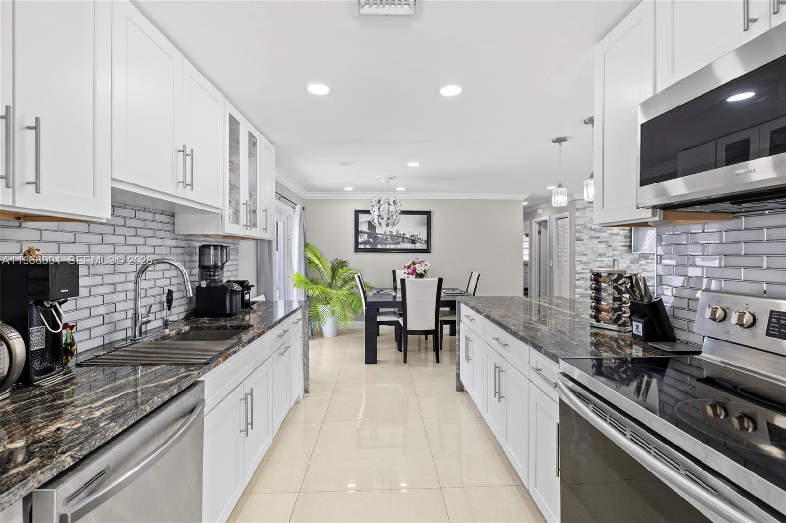 22658 Family Circle Boca Raton, FL 33428 - Photo 9 of 39