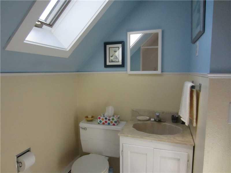 10 Sokokis Road Biddeford, ME 04005 - Photo 22 of 35 Bathroom.
