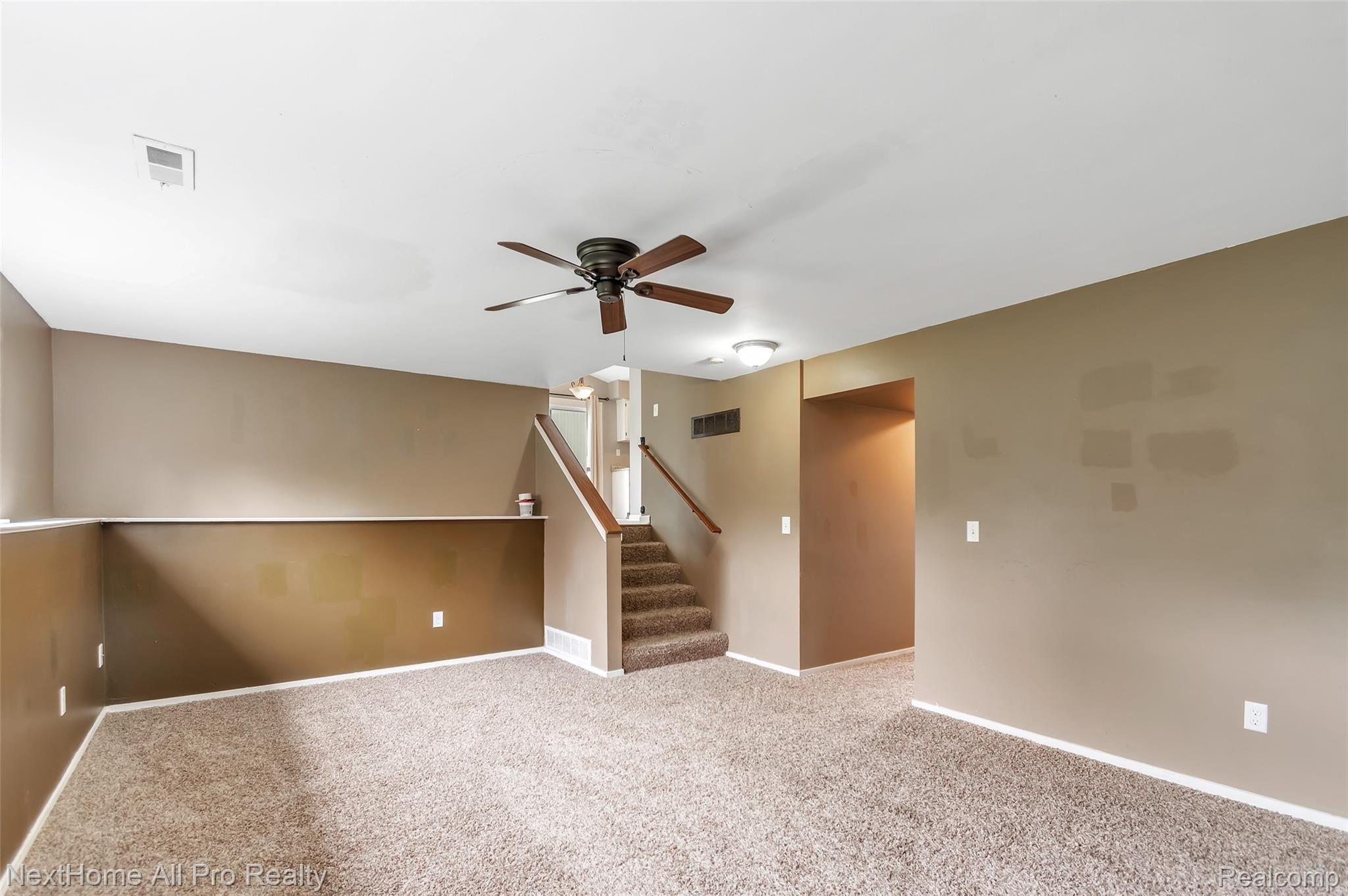 168 North Willard Road Canton, MI 48187 - Photo 25 of 40 Lower Level Living Room