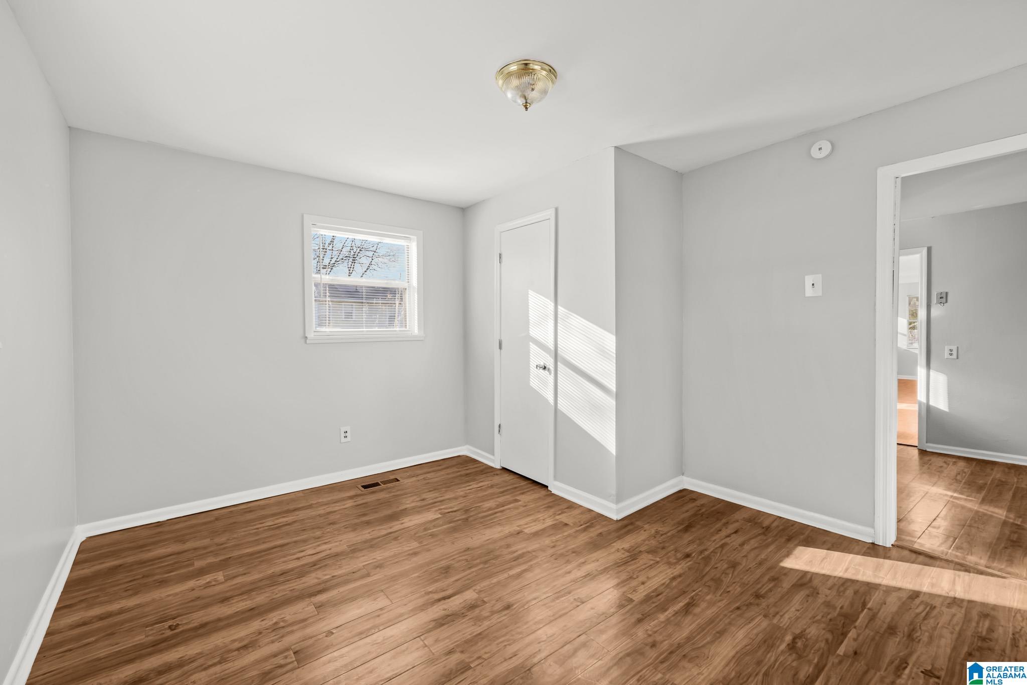 3921 Rutledge Avenue Southwest Birmingham, AL 35221 - Photo 8 of 18