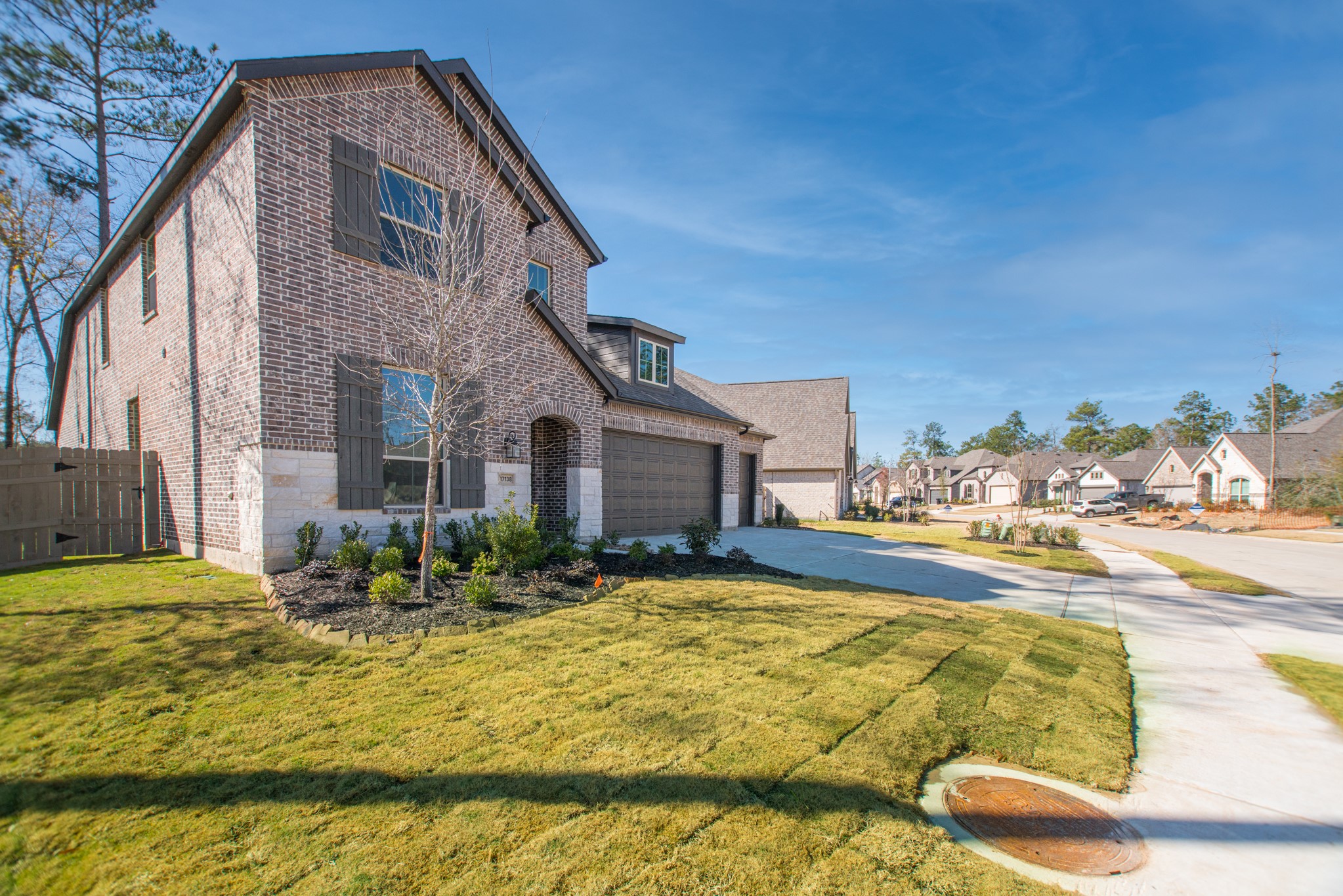 17138 Crimson Crest Drive Conroe, TX 77302 - Photo 3 of 50