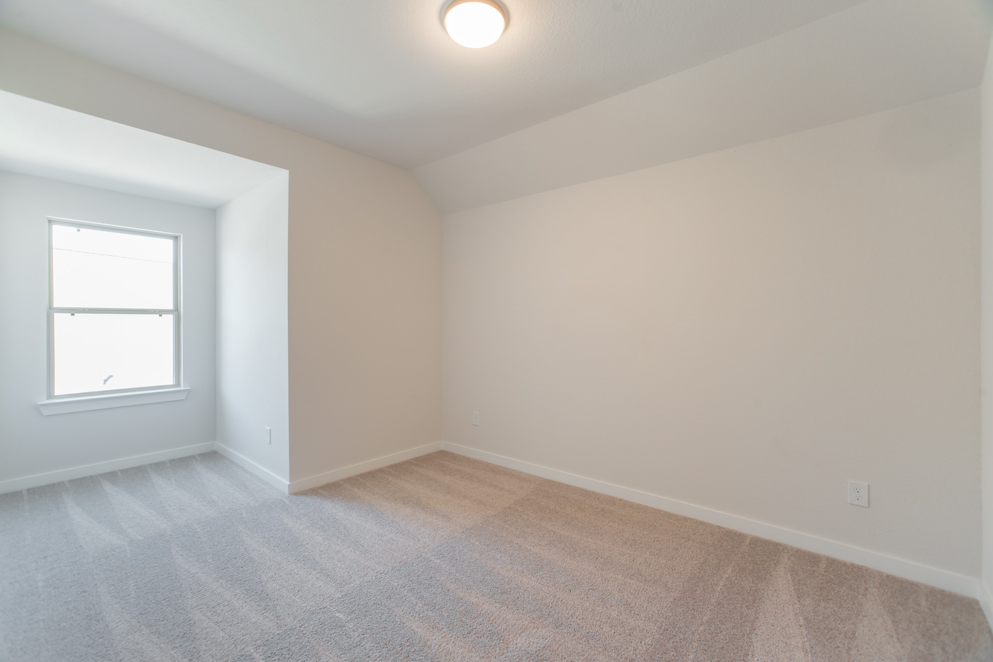 17138 Crimson Crest Drive Conroe, TX 77302 - Photo 37 of 50 an empty room with a window