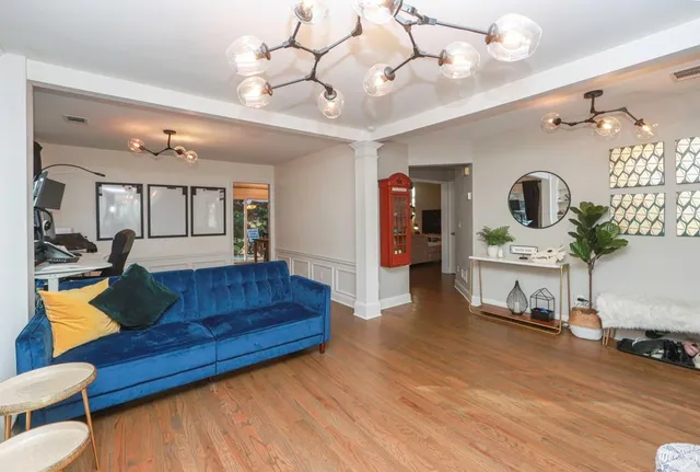 $2,800 | 9900 Barston Court, Alpharetta, GA 30022