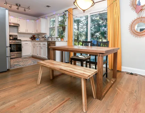 $2,800 | 9900 Barston Court, Alpharetta, GA 30022