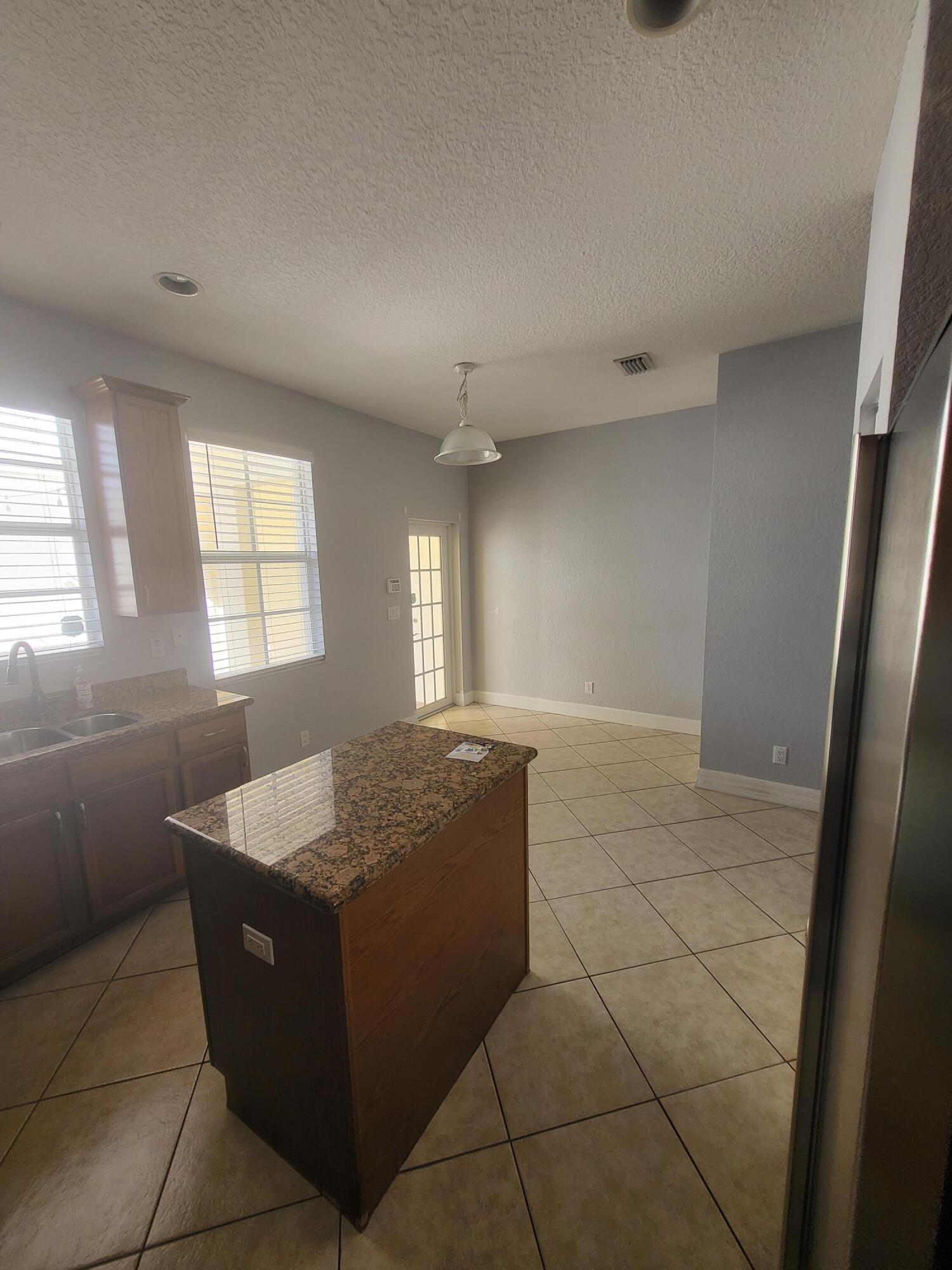 1053 Northwest 18th Avenue Boca Raton, FL 33431 - Photo 7 of 34 20231112_105943