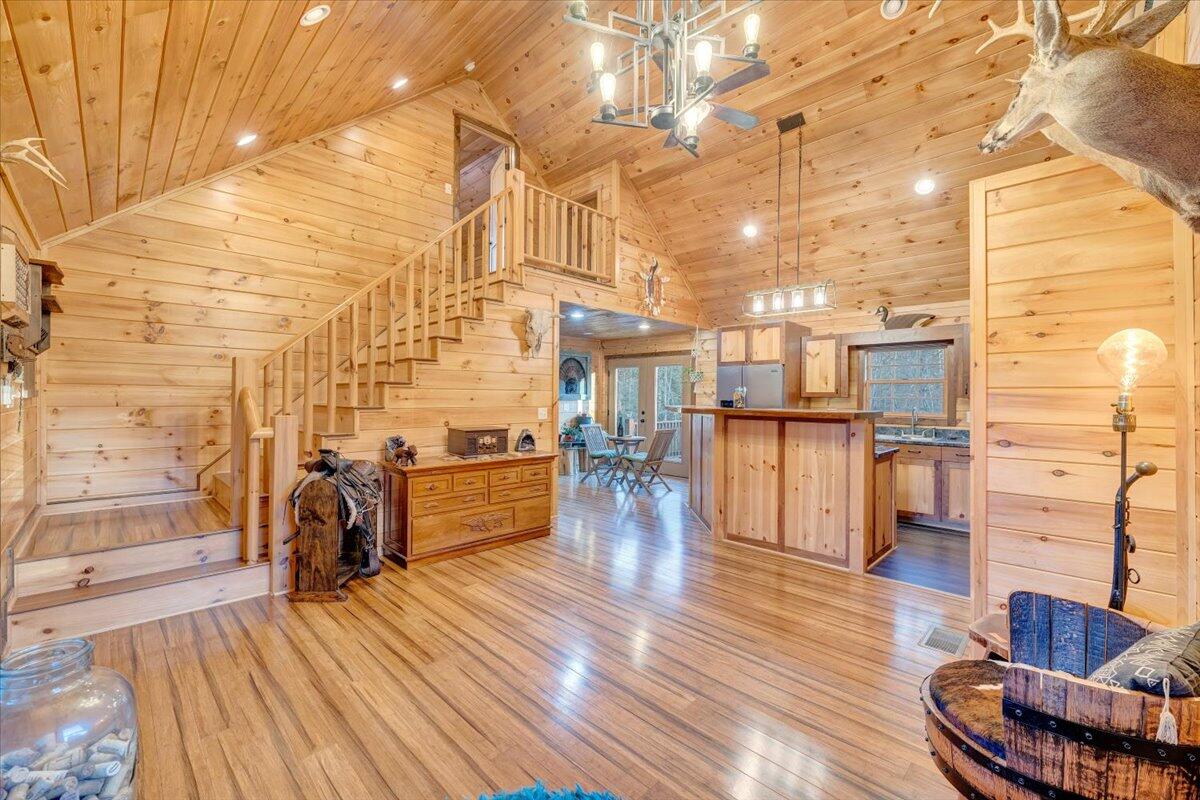 192 Meadows Farm Road Willis, VA 24380 - Photo 14 of 87 living room