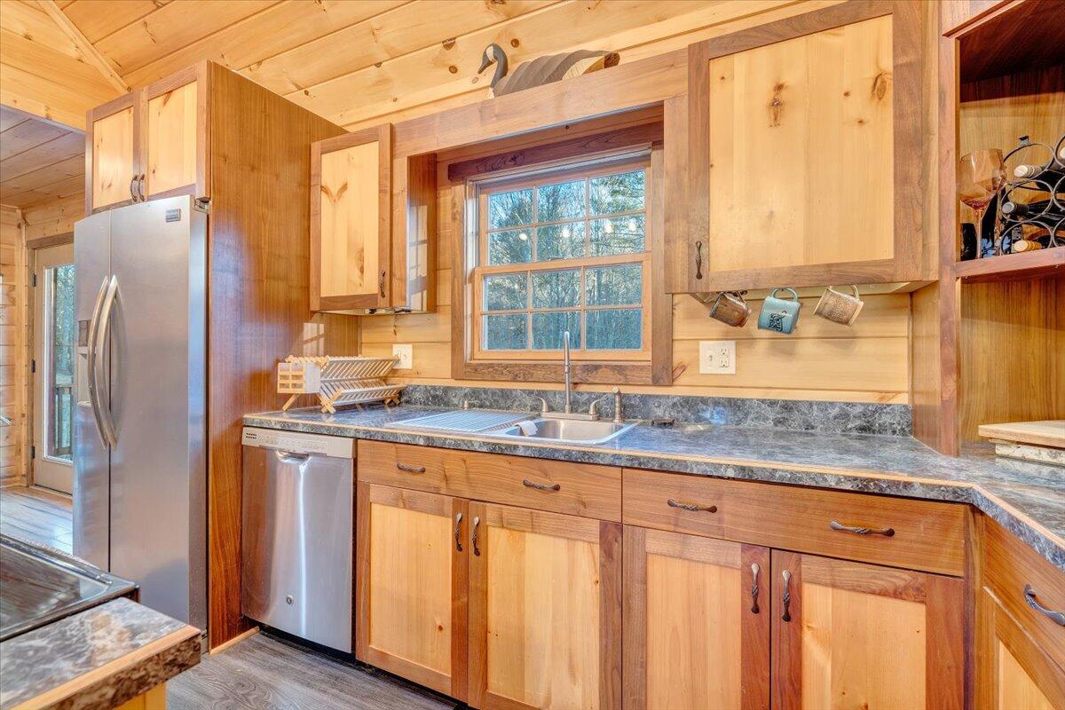 192 Meadows Farm Road Willis, VA 24380 - Photo 17 of 87 kitchen