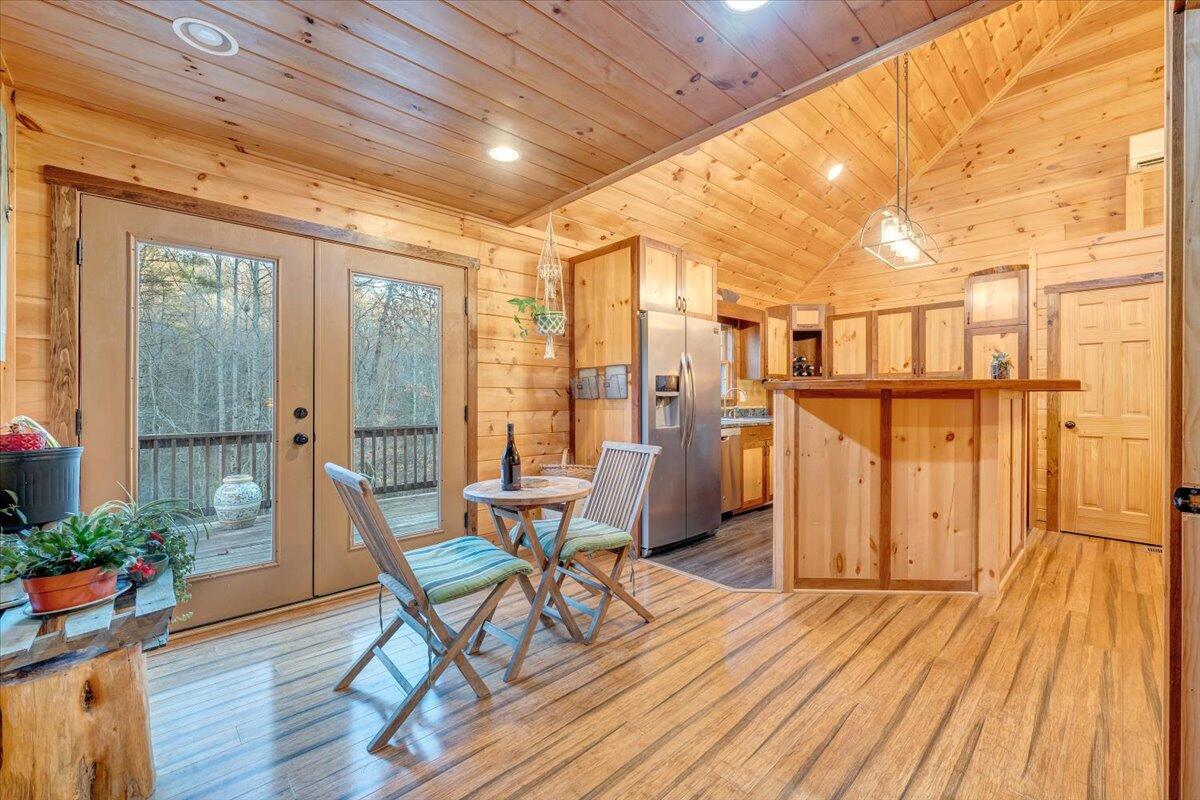 192 Meadows Farm Road Willis, VA 24380 - Photo 24 of 87 eat in kitchen