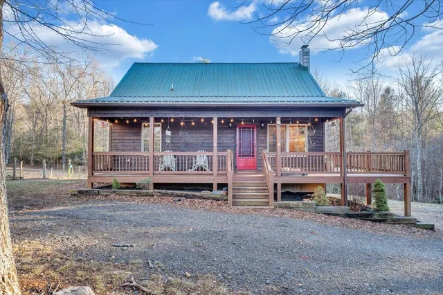 $289,500 | 192 Meadows Farm Road, Willis, VA 24380