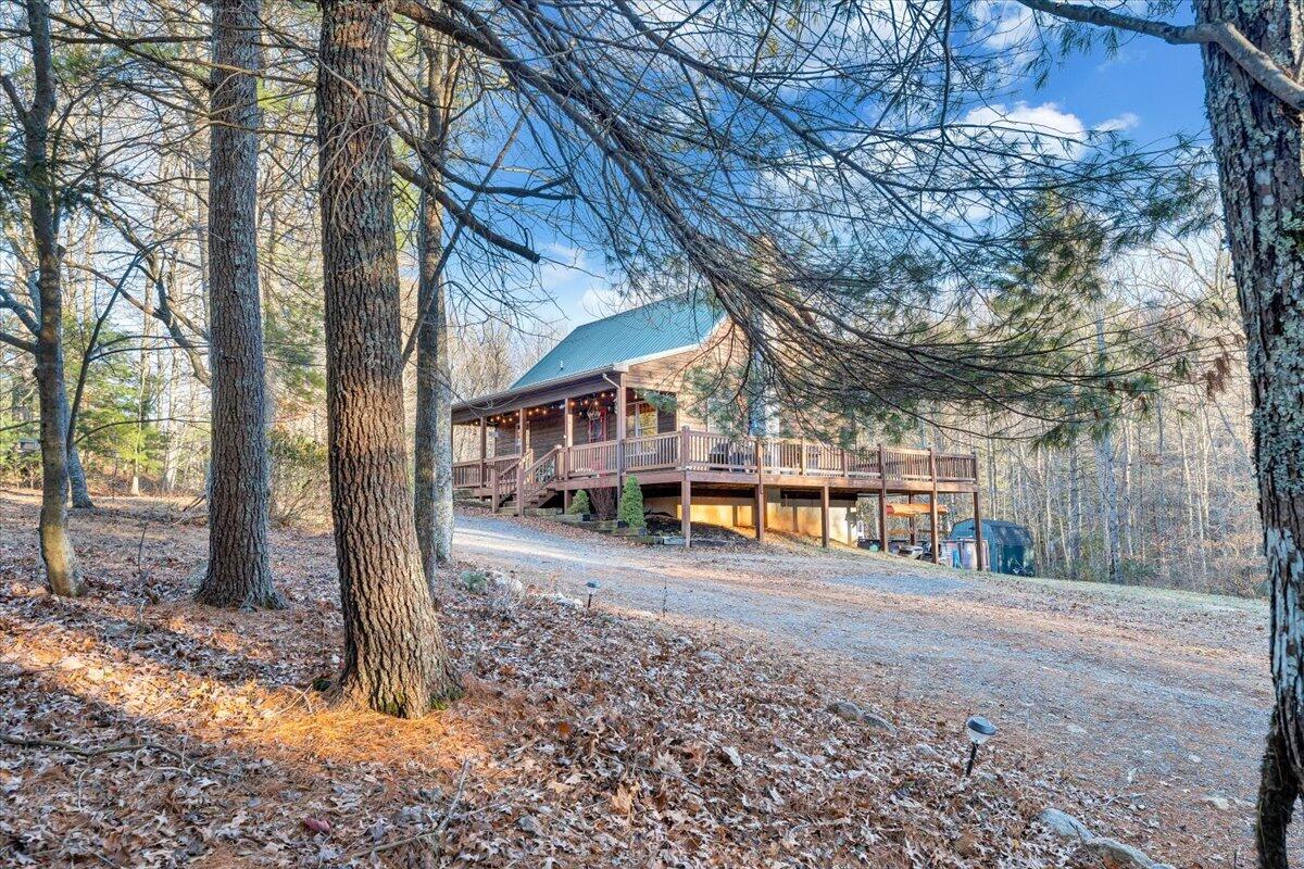 192 Meadows Farm Road Willis, VA 24380 - Photo 61 of 87 063-MIB05264