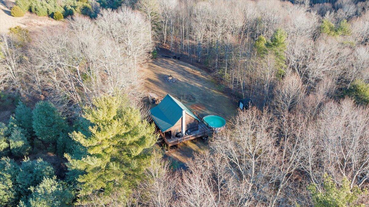 192 Meadows Farm Road Willis, VA 24380 - Photo 84 of 87 095-DJI_20251220045440_0136_D