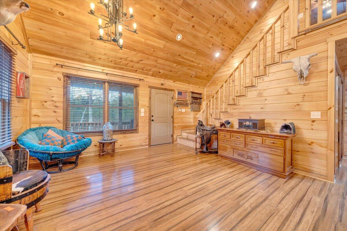 192 Meadows Farm Road Willis, VA 24380 - Photo 9 of 87 Living room
