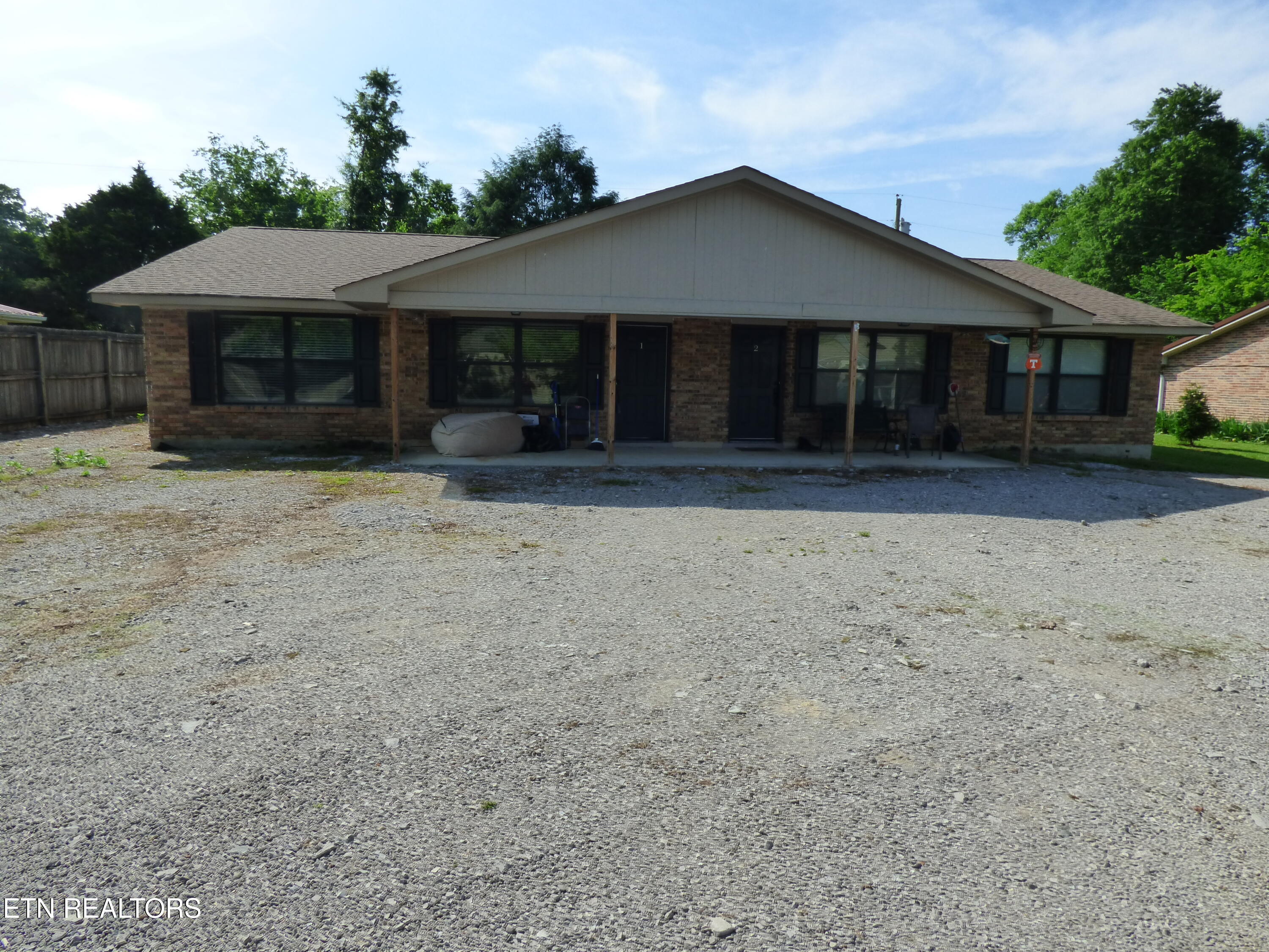 153 Travis Drive Spring City, TN 37381 - Photo 1 of 45 P1080912