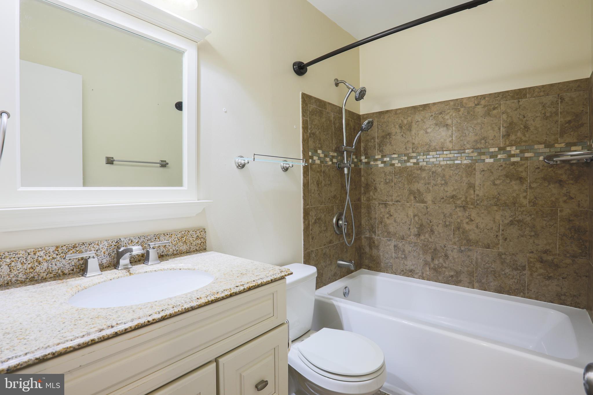 407 George Street Baltimore, MD 21201 - Photo 22 of 27 Full Bath - Upper Level