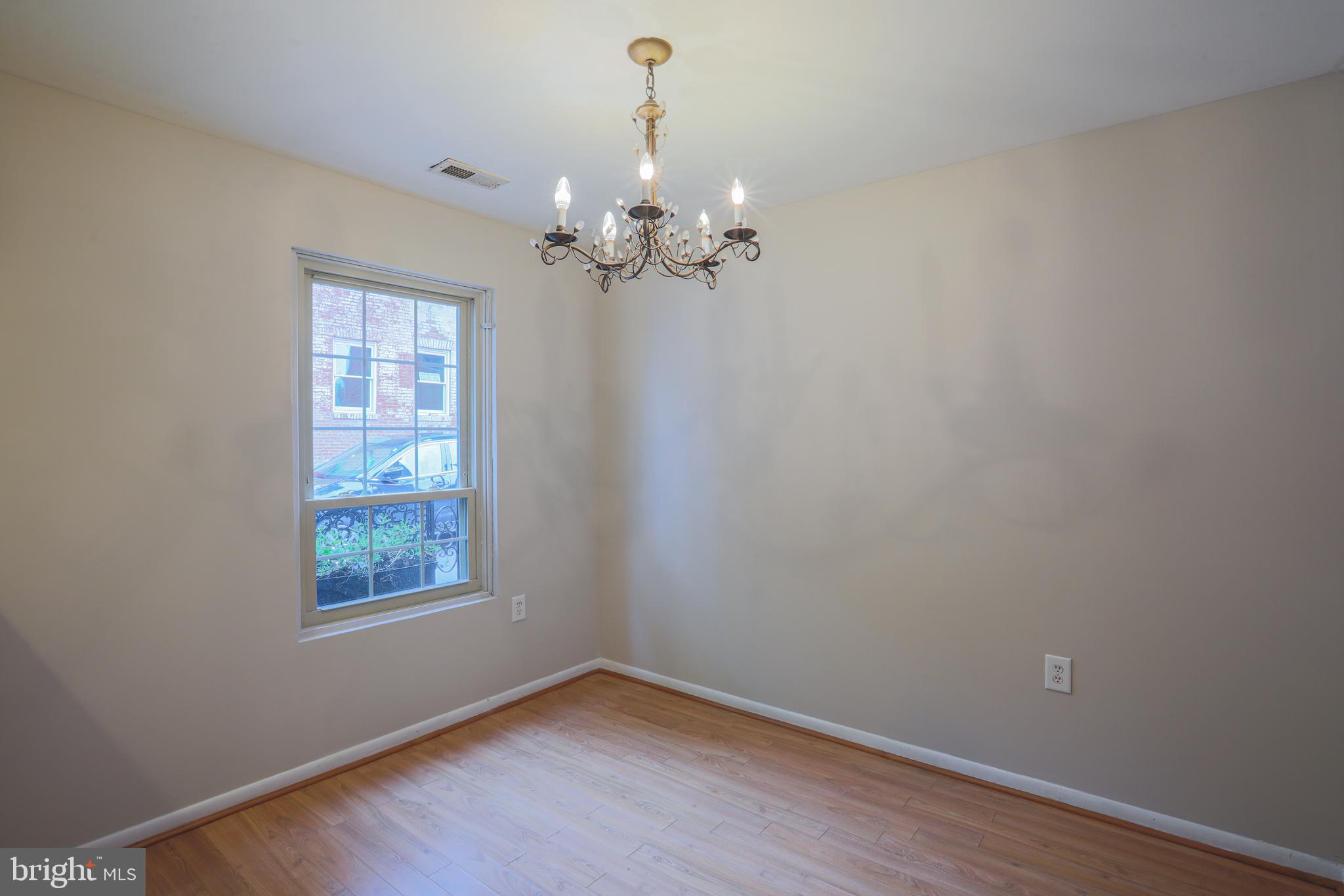 407 George Street Baltimore, MD 21201 - Photo 6 of 27 Dining Room