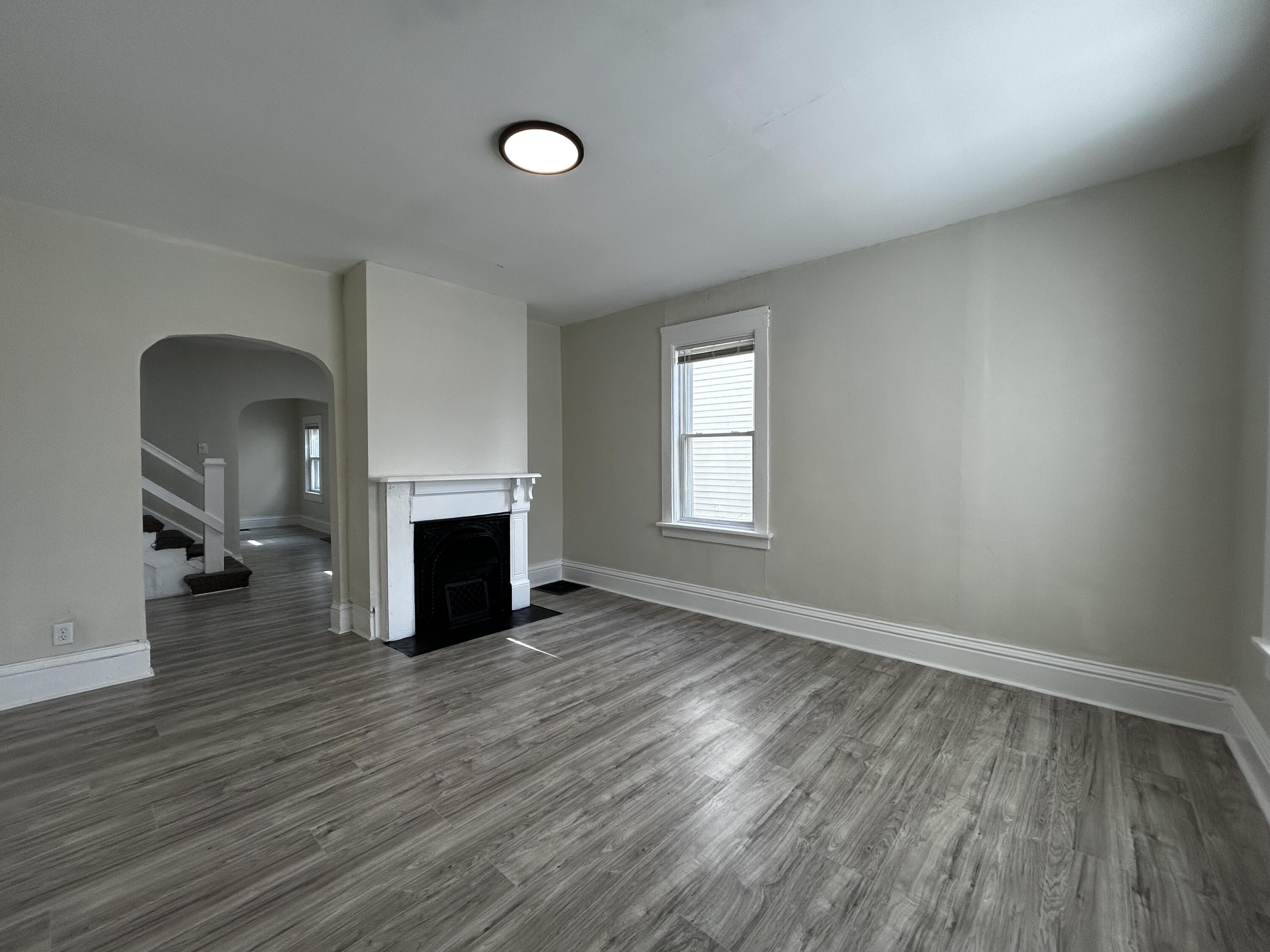 739 Villa Street Racine, WI 53403 - Photo 3 of 21 IMG_7180