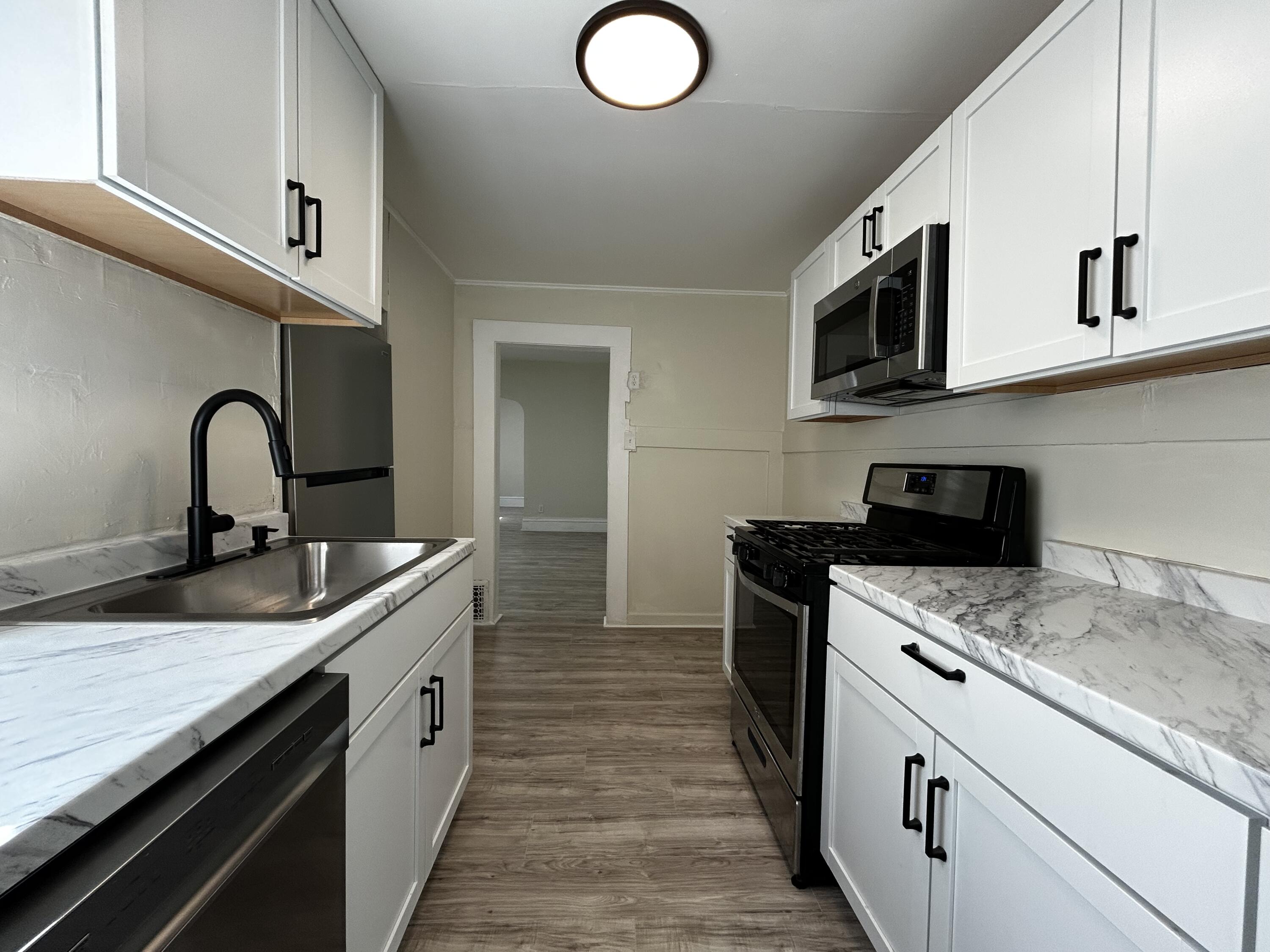 739 Villa Street Racine, WI 53403 - Photo 8 of 21 IMG_7185