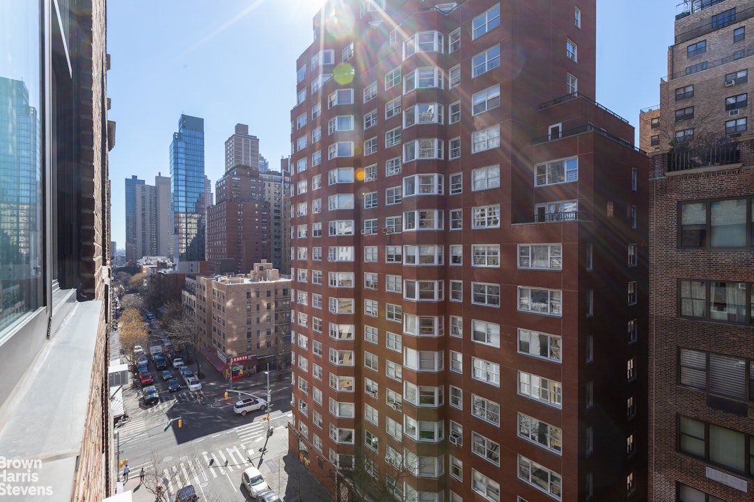 235 East 73rd Street, Unit 10B Manhattan, NY 10021 - Photo 9 of 13