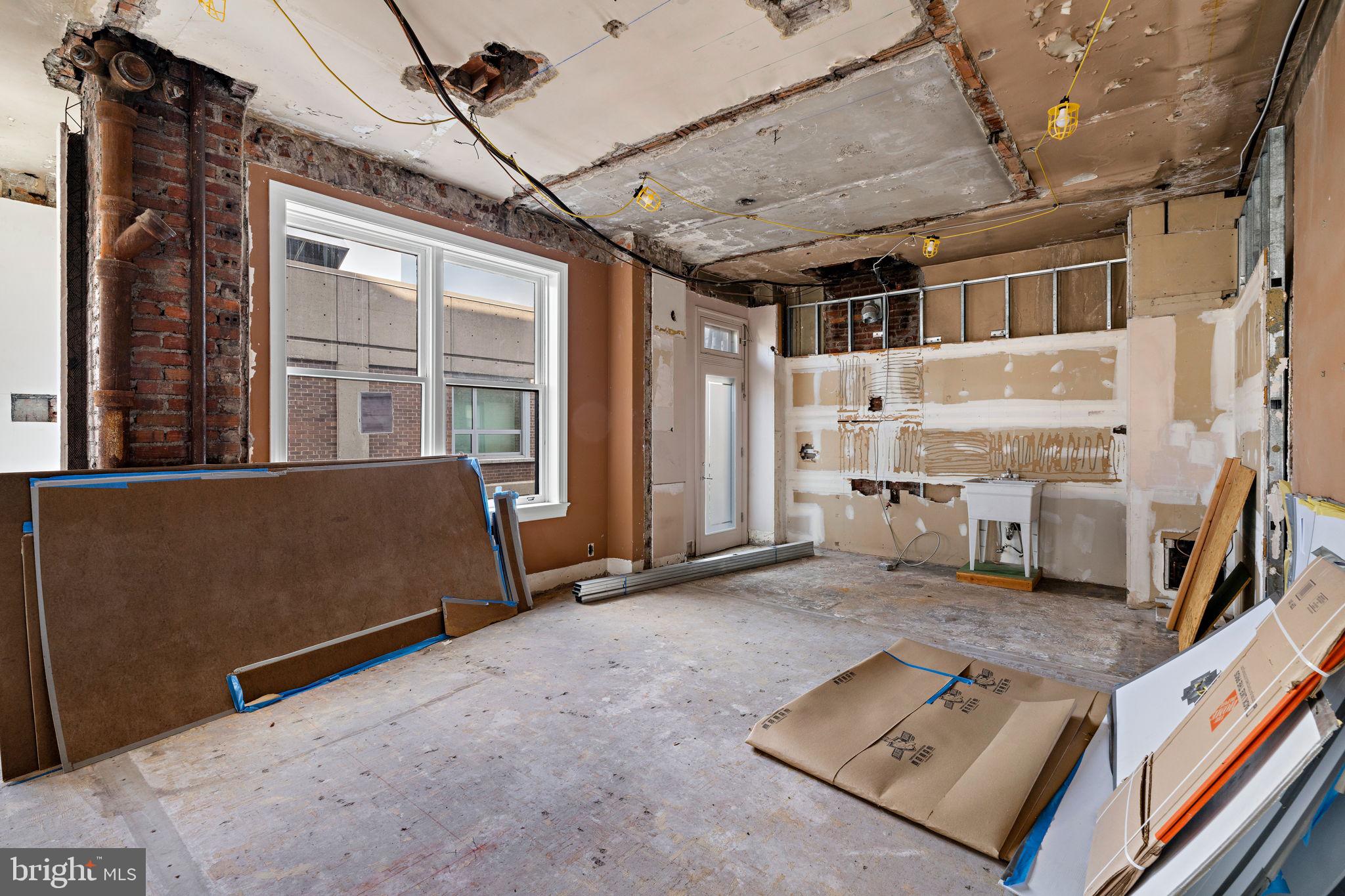 1830 Rittenhouse Square, Unit 16B Philadelphia, PA 19103 - Photo 18 of 32