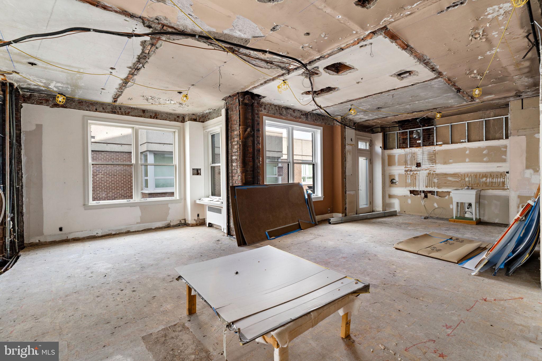 1830 Rittenhouse Square, Unit 16B Philadelphia, PA 19103 - Photo 20 of 32