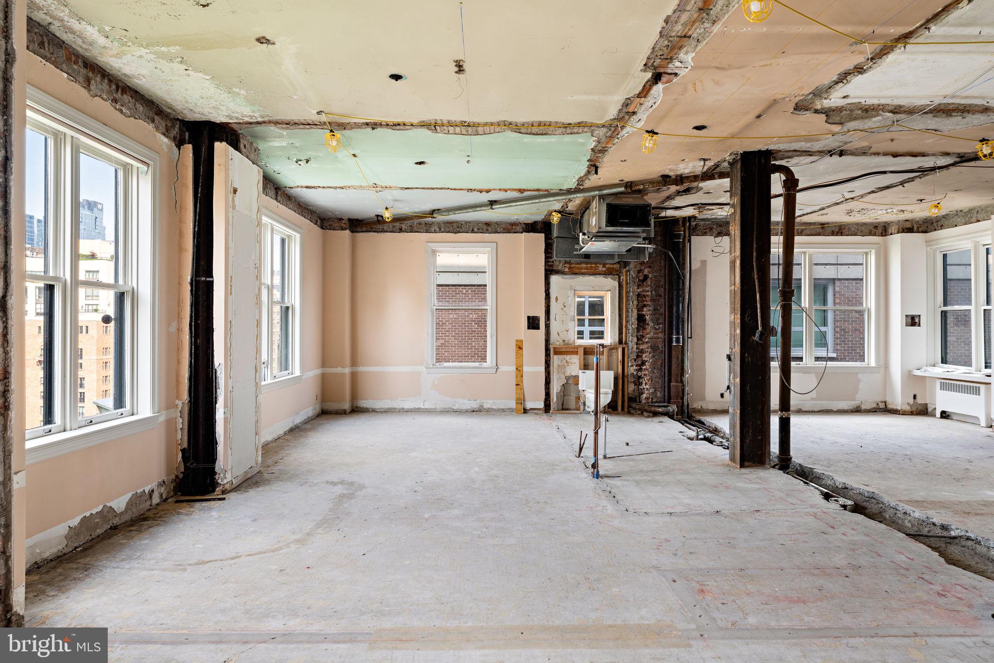 1830 Rittenhouse Square, Unit 16B Philadelphia, PA 19103 - Photo 26 of 32