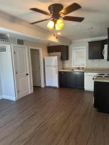 $1,100 | 214 West 8th Avenue, Unit 2, Tallahassee, FL 32303