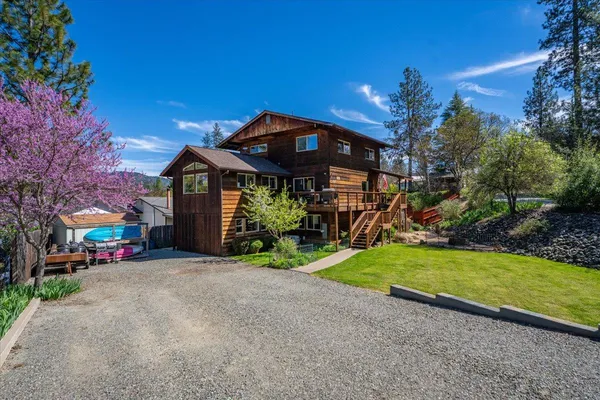 $495,000 | 181 Hanover Street, Weaverville, CA 96093