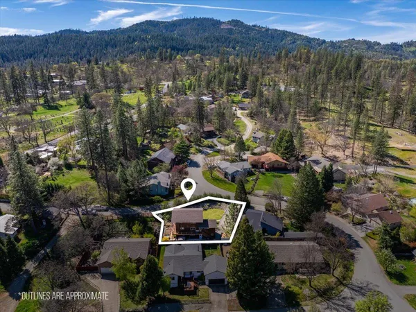 $495,000 | 181 Hanover Street, Weaverville, CA 96093