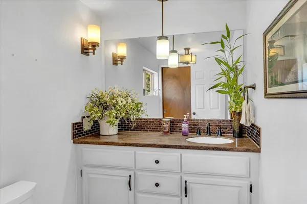 $495,000 | 181 Hanover Street, Weaverville, CA 96093