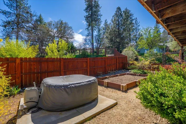 $495,000 | 181 Hanover Street, Weaverville, CA 96093