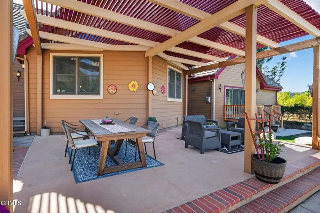 $2,695,000 | 1125 Spring Street, Oak View, CA 93022