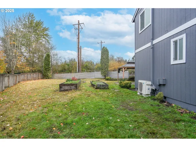 $335,000 | 108 Northeast Powderhorn Drive, Corvallis, OR 97330