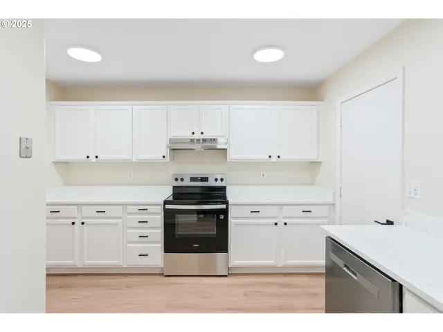 $335,000 | 108 Northeast Powderhorn Drive, Corvallis, OR 97330