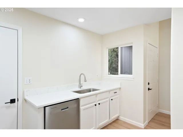 $335,000 | 108 Northeast Powderhorn Drive, Corvallis, OR 97330