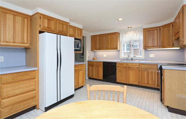 42 Benton Road Belmont, MA 02478 - Photo 4 of 6 Gallery Image 4