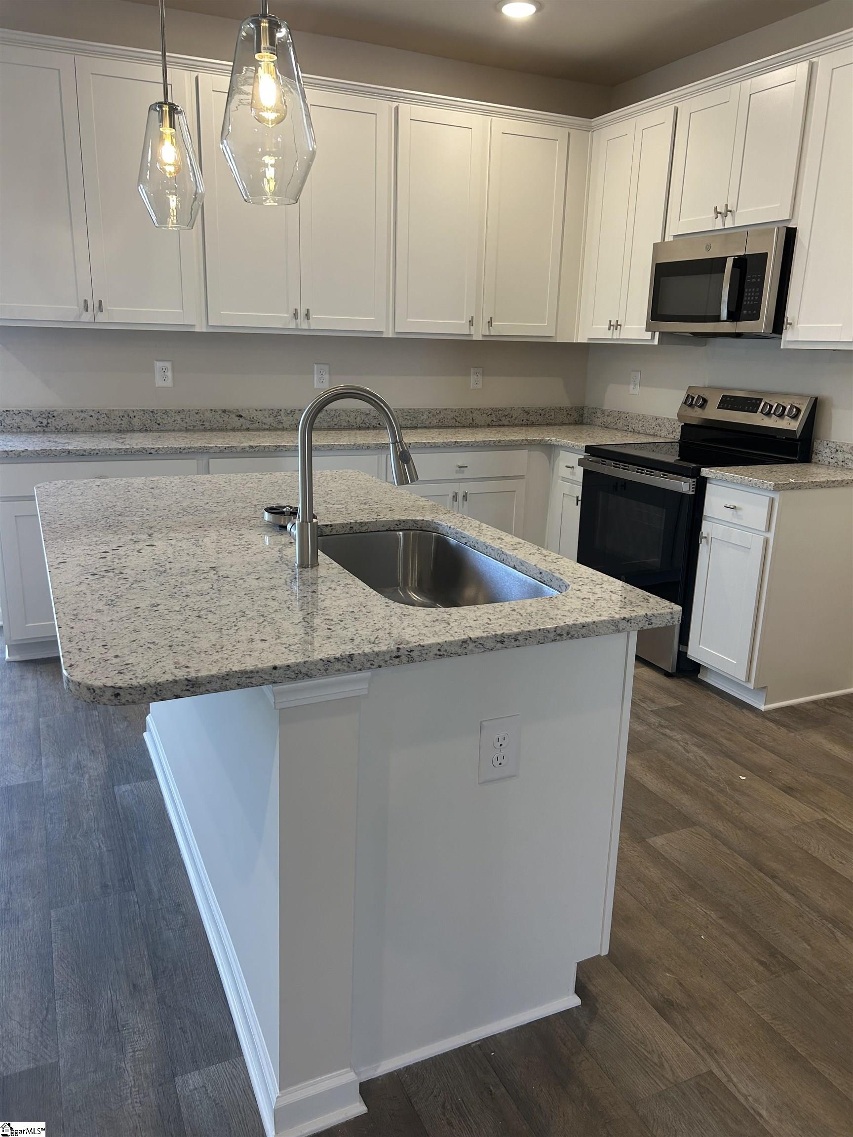 1409 Port Harbor Spartanburg, SC 29306 - Photo 5 of 21