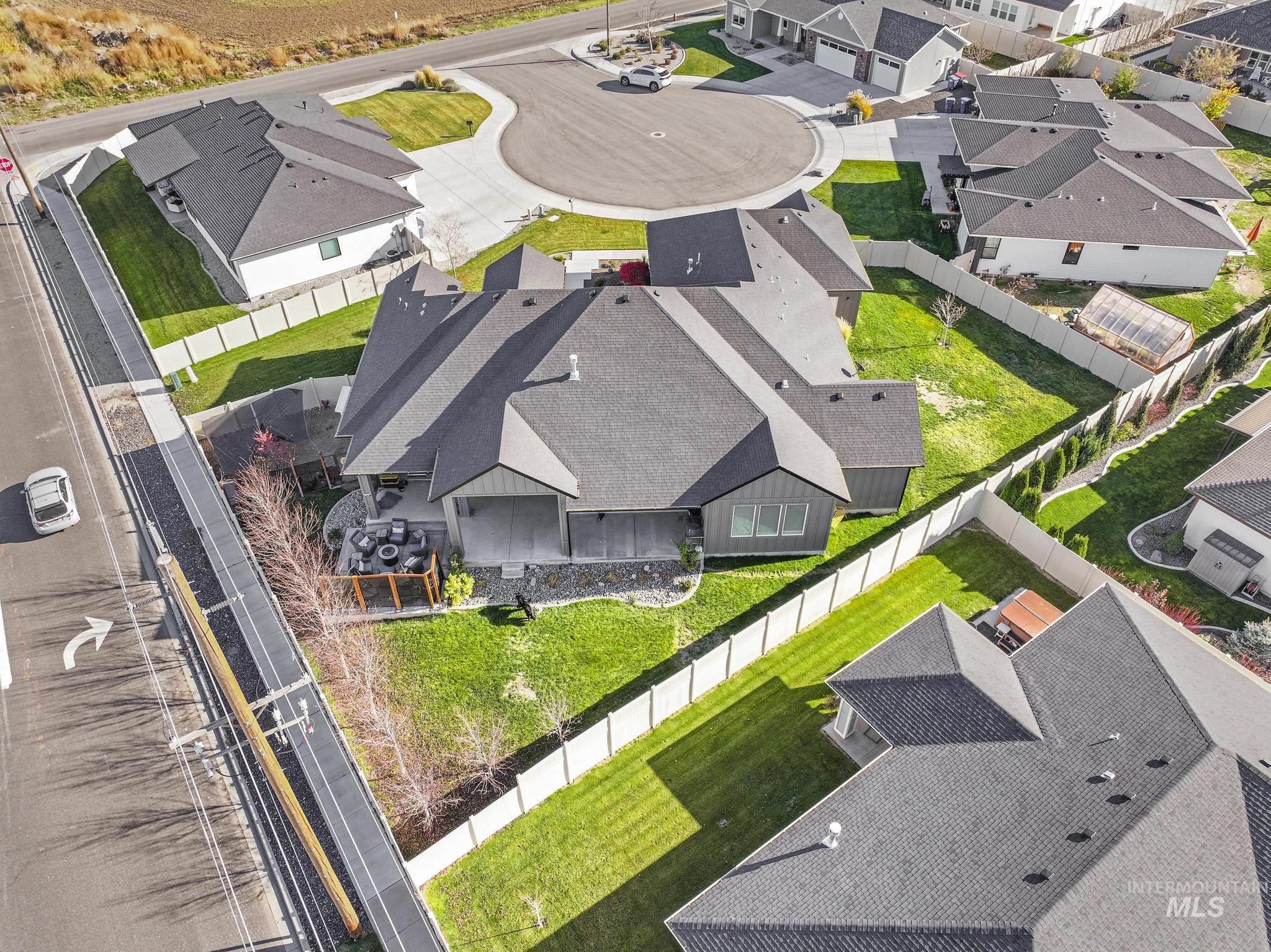 439 Meadowview Lane Twin Falls, ID 83301 - Photo 48 of 48 Aerial view of residential area