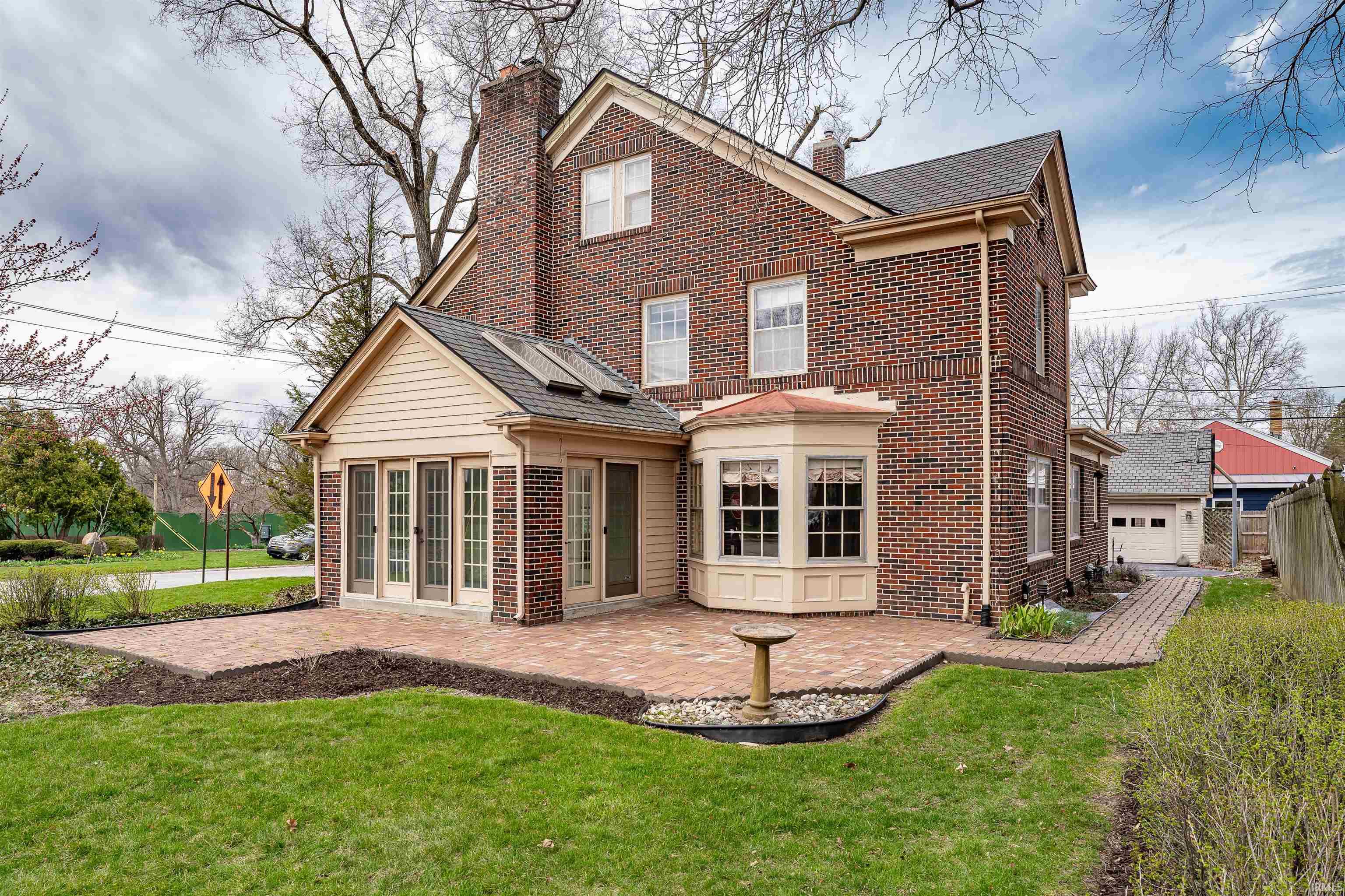 3929 Old Mill Road Fort Wayne, IN 46807 - Photo 3 of 32